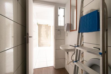Casa à venda com 290m², 4 quartos e 4 vagas Casa à venda com 290m², 4 quartos e 4 vagasBanheiro de serviço