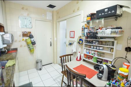 Apartamento para alugar com 62m², 2 quartos e 1 vaga Apartamento para alugar com 62m², 2 quartos e 1 vagaCozinha