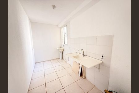 Apartamento para alugar com 45m², 2 quartos e 1 vaga Apartamento para alugar com 45m², 2 quartos e 1 vagaCozinha e Área de serviço