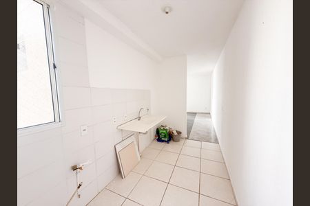 Apartamento para alugar com 45m², 2 quartos e 1 vaga Apartamento para alugar com 45m², 2 quartos e 1 vagaCozinha e Área de serviço