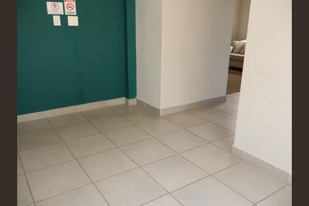 Apartamento para alugar com 44m², 2 quartos e sem vagaÁrea comum - Salão de festas