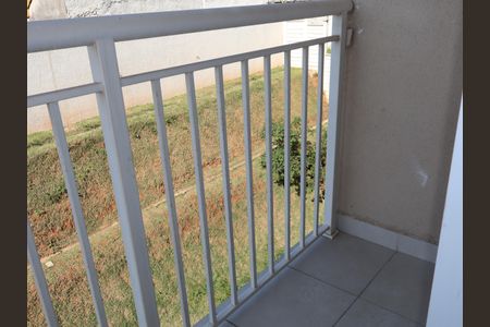 Varanda de apartamento para alugar com 2 quartos, 44m² em Parque Sao Rafael, São Paulo