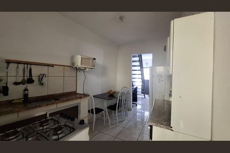 Casa para alugar com 50m², 2 quartos e sem vaga Casa para alugar com 50m², 2 quartos e sem vagaCozinha