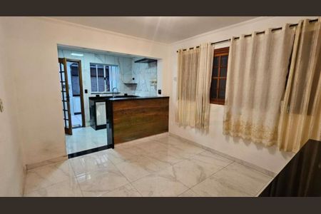 Casa à venda com 3 quartos, 90m² em Campo Grande, São Paulo