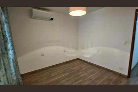 Casa à venda com 3 quartos, 90m² em Campo Grande, São Paulo