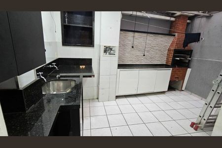 Casa à venda com 3 quartos, 90m² em Campo Grande, São Paulo