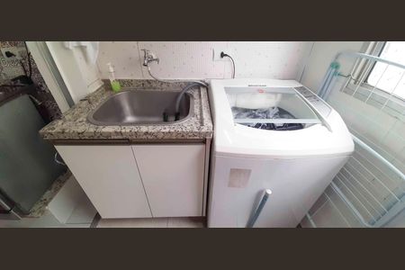 Apartamento à venda com 56m², 2 quartos e 1 vaga Apartamento à venda com 56m², 2 quartos e 1 vagaÁrea de Serviço