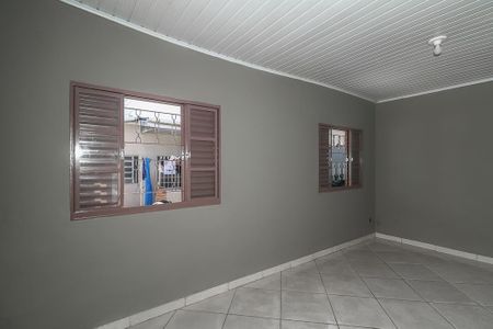 Casa para alugar com 80m², 2 quartos e sem vaga Casa para alugar com 80m², 2 quartos e sem vagaQuarto