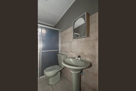 Banheiro de casa para alugar com 2 quartos, 80m² em Rubem Berta, Porto Alegre