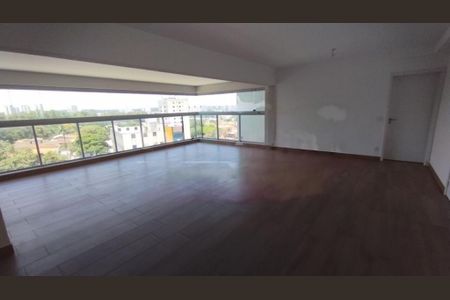 Apartamento à venda com 155m², 3 quartos e 3 vagas