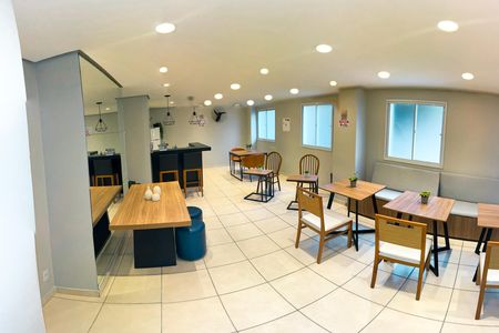 Apartamento à venda com 24m², 1 quarto e sem vaga Apartamento à venda com 24m², 1 quarto e sem vagaÁrea comum - Salão de festas