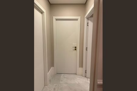 Apartamento à venda com 180m², 3 quartos e 3 vagas Apartamento à venda com 180m², 3 quartos e 3 vagasCorredor