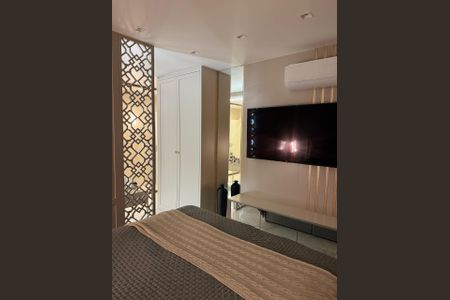Apartamento à venda com 180m², 3 quartos e 3 vagas Apartamento à venda com 180m², 3 quartos e 3 vagasQuarto
