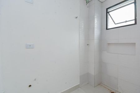 Banheiro de apartamento à venda com 1 quarto, 24m² em Vila Gea, São Paulo