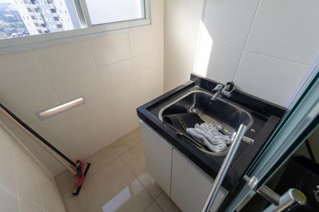 Apartamento à venda com 40m², 2 quartos e sem vaga Apartamento à venda com 40m², 2 quartos e sem vagaÁrea de Serviço
