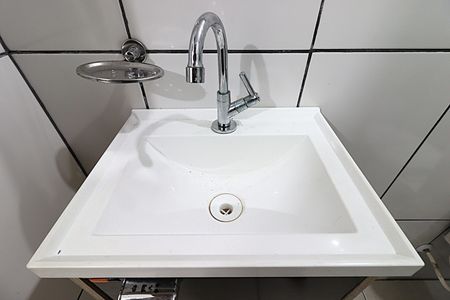 Casa para alugar com 28m², 1 quarto e sem vagaBanheiro