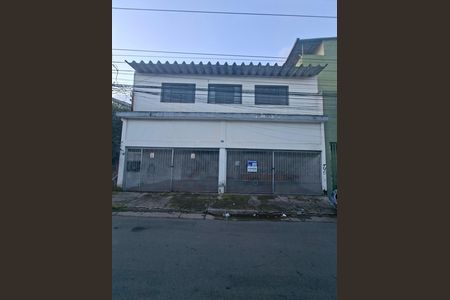 Fachada de casa à venda com 2 quartos, 160m² em Parque Santo Antonio, Guarulhos