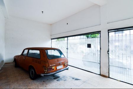 Garagem de casa à venda com 2 quartos, 160m² em Parque Santo Antonio, Guarulhos