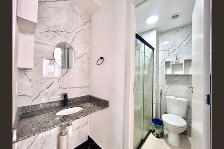 Apartamento para alugar com 35m², 2 quartos e sem vaga Apartamento para alugar com 35m², 2 quartos e sem vagaBanheiro