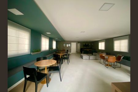 Apartamento para alugar com 35m², 2 quartos e sem vaga Apartamento para alugar com 35m², 2 quartos e sem vagaSalão de Festas