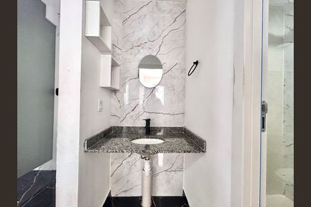 Apartamento para alugar com 35m², 2 quartos e sem vaga Apartamento para alugar com 35m², 2 quartos e sem vagaBanheiro
