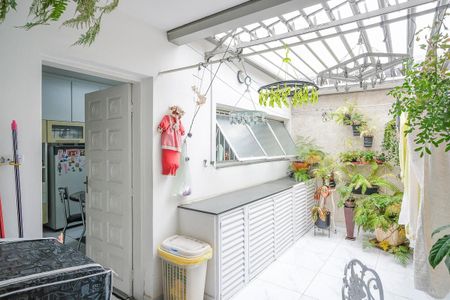 Área de serviço de casa à venda com 3 quartos, 200m² em Cerâmica, São Caetano do Sul