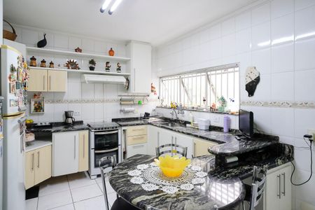 Casa à venda com 200m², 3 quartos e 4 vagasCozinha