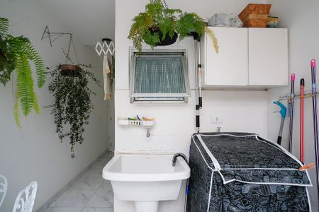 Casa à venda com 200m², 3 quartos e 4 vagasÁrea de serviço