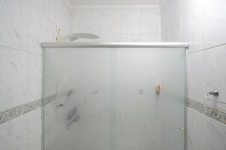 Casa à venda com 200m², 3 quartos e 4 vagasBanheiro 