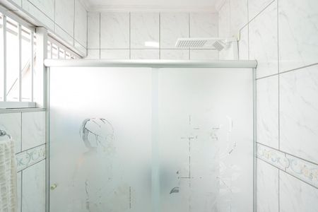 Casa à venda com 200m², 3 quartos e 4 vagasBanheiro da suíte