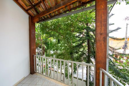 Casa à venda com 431m², 6 quartos e 4 vagas Casa à venda com 431m², 6 quartos e 4 vagasVarandaVaranda quarto 3