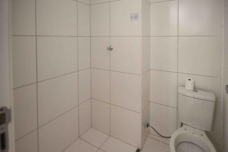 Apartamento para alugar com 38m², 2 quartos e sem vaga Apartamento para alugar com 38m², 2 quartos e sem vagaBanheiro
