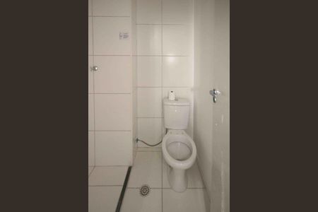 Apartamento para alugar com 38m², 2 quartos e sem vaga Apartamento para alugar com 38m², 2 quartos e sem vagaBanheiro