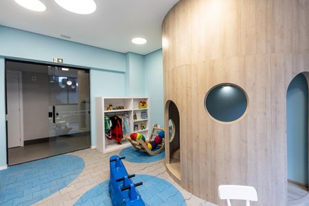 Studio para alugar com 30m², 1 quarto e sem vaga Studio para alugar com 30m², 1 quarto e sem vagaBrinquedoteca