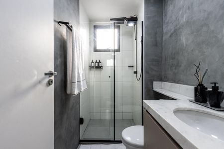 Studio para alugar com 30m², 1 quarto e sem vaga Studio para alugar com 30m², 1 quarto e sem vagaBanheiro