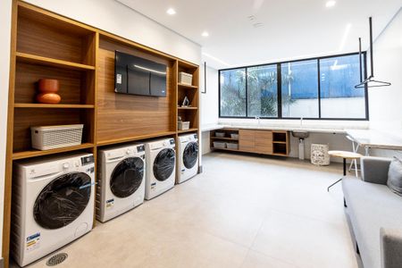 Studio para alugar com 30m², 1 quarto e sem vaga Studio para alugar com 30m², 1 quarto e sem vagaLavanderia