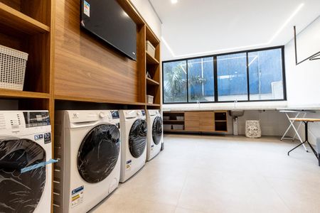 Studio para alugar com 30m², 1 quarto e sem vaga Studio para alugar com 30m², 1 quarto e sem vagaLavanderia