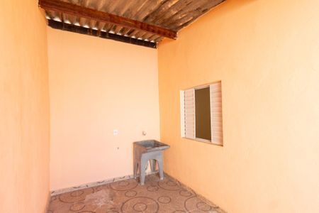 Casa para alugar com 100m², 2 quartos e 1 vaga Casa para alugar com 100m², 2 quartos e 1 vagaÁrea de serviço