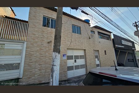 Casa para alugar com 100m², 2 quartos e 1 vaga Casa para alugar com 100m², 2 quartos e 1 vagaFachada