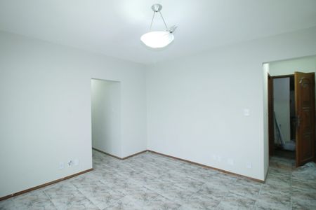 Apartamento para alugar com 70m², 3 quartos e 1 vagaSala