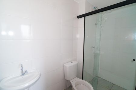 Banheiro da Suíte de apartamento para alugar com 1 quarto, 27m² em Jardim Oriental, São Paulo