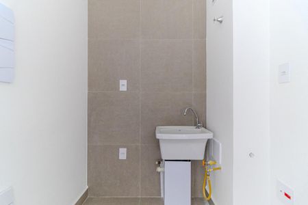 Apartamento para alugar com 42m², 2 quartos e sem vaga Apartamento para alugar com 42m², 2 quartos e sem vagaÁrea de Serviço
