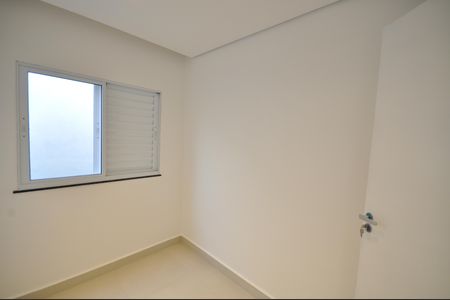 Casa à venda com 180m², 4 quartos e 2 vagasQuarto 4