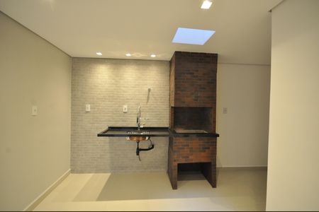 Casa à venda com 180m², 4 quartos e 2 vagasChurrasqueira