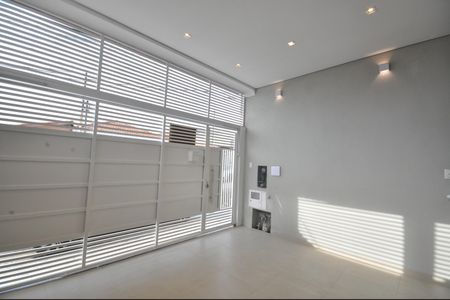 Casa à venda com 180m², 4 quartos e 2 vagasGaragem