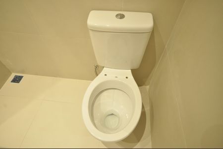 Casa à venda com 180m², 4 quartos e 2 vagasBanheiro de serviço