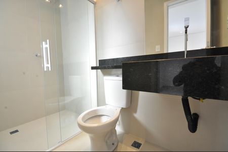 Casa à venda com 180m², 4 quartos e 2 vagasBanheiro do Quarto Suíte