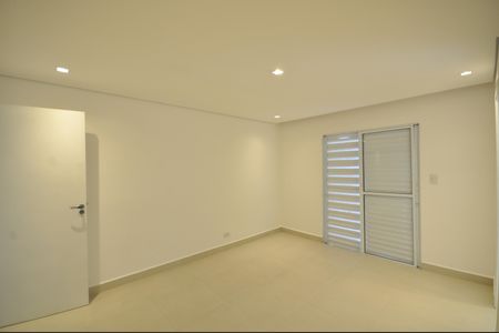 Casa à venda com 180m², 4 quartos e 2 vagasQuarto Suíte