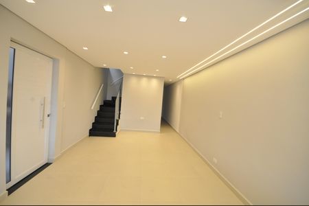 Sala de casa à venda com 4 quartos, 180m² em Vila Ede, São Paulo