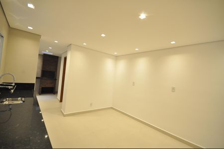 Casa à venda com 180m², 4 quartos e 2 vagasCozinha